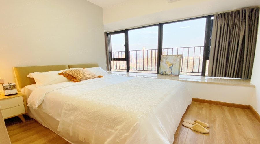 深圳龍湖冠寓酒店