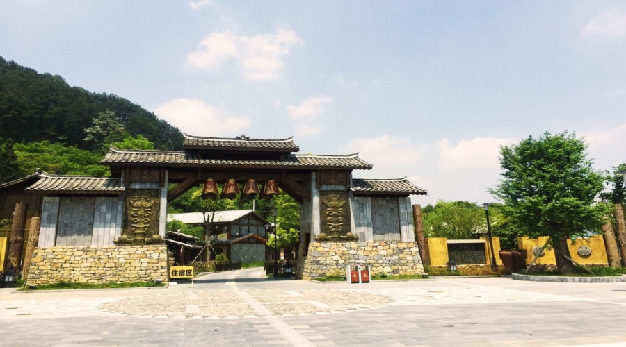 貴州-金海雪山景區(qū)-有客宿宿酒店